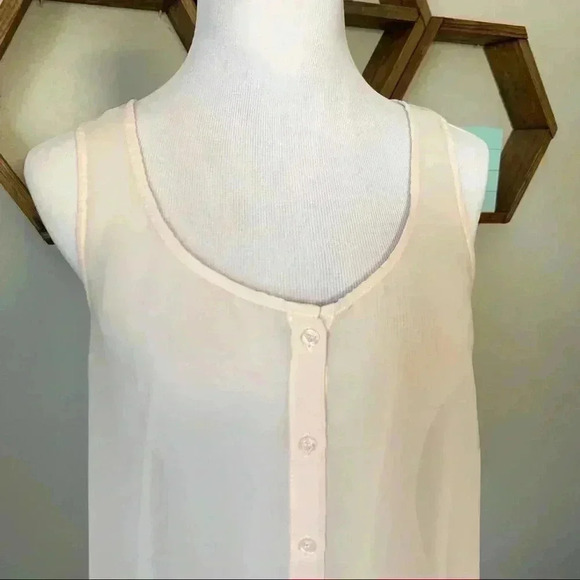 Garage light pink chiffon button up long tank top - Picture 2 of 5